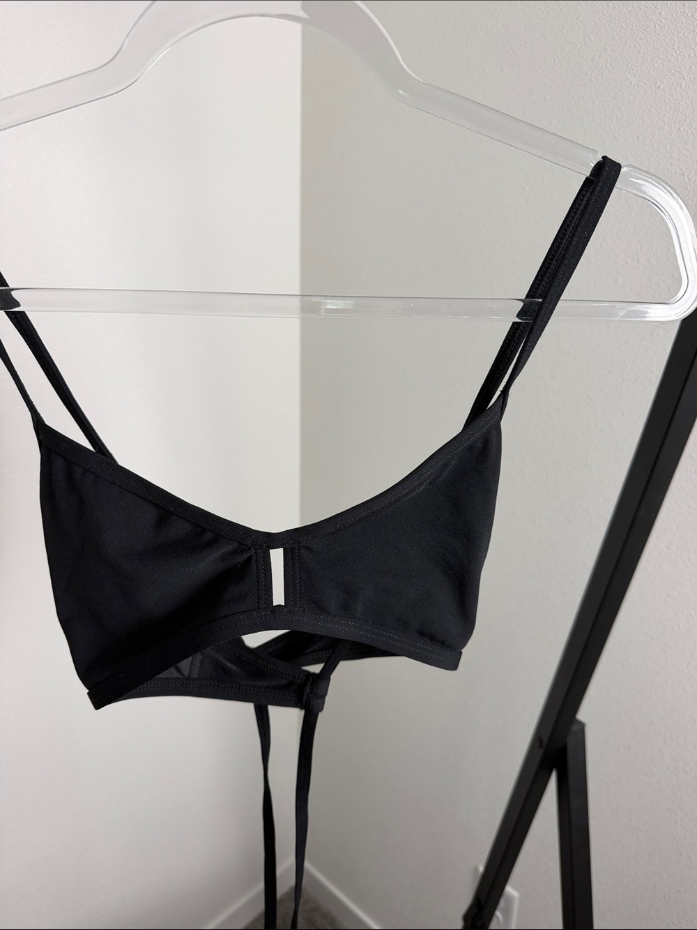 Jolyn Vent Bikini Top